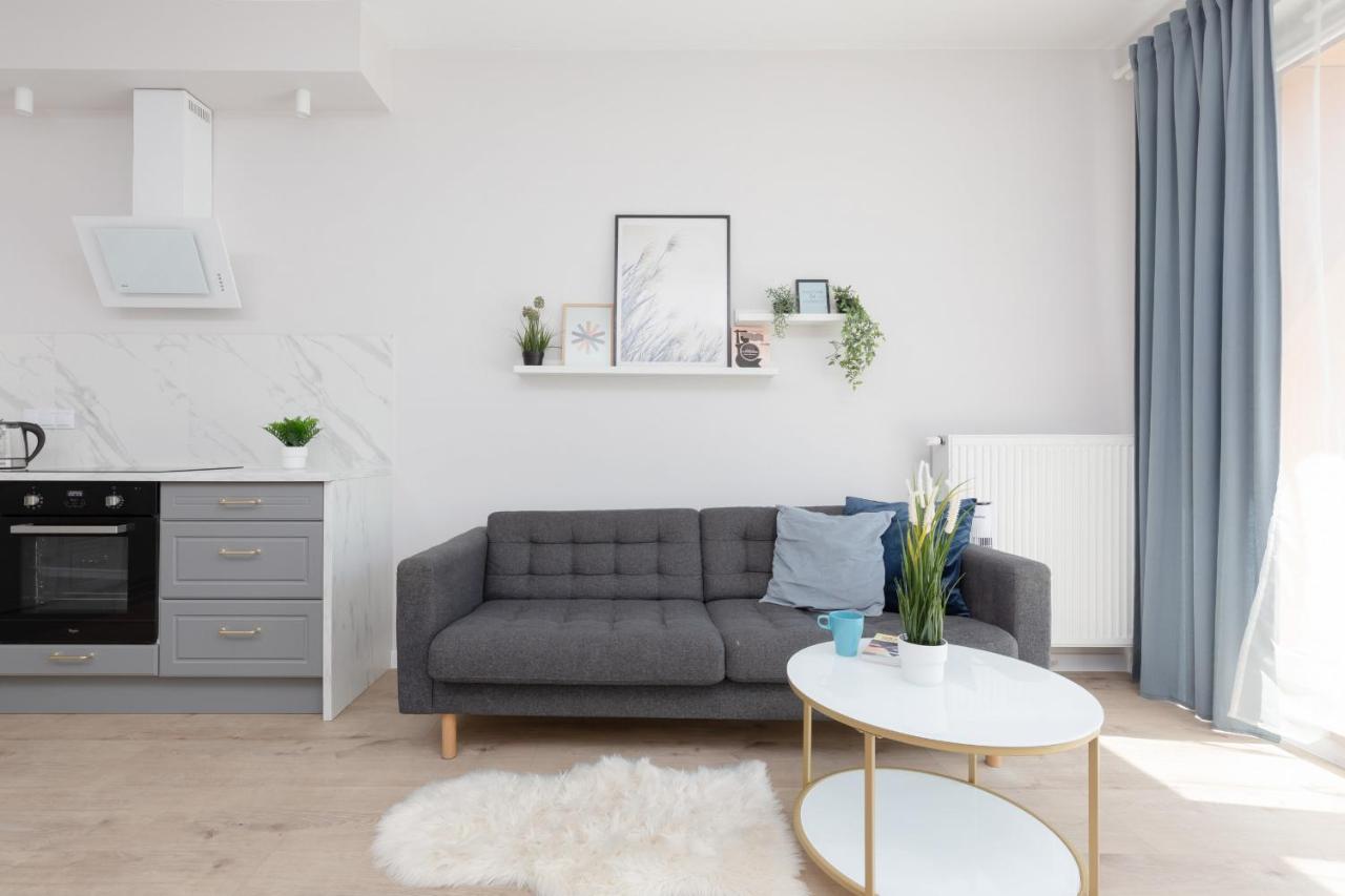 Modern Apartment With Balcony Warsaw Mokotow Aignera By Noclegi Renters Luaran gambar